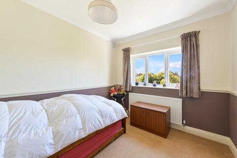 20 Rutherwyke Close, Epsom, KT17 2NB