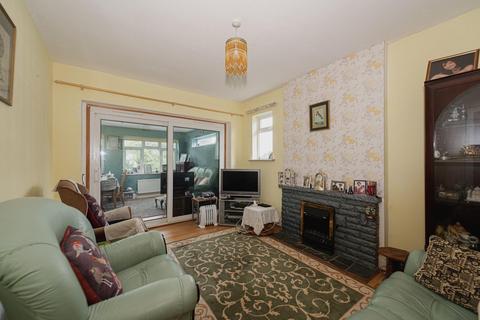 51 Thrigby Road, Chessington, KT9 2AH