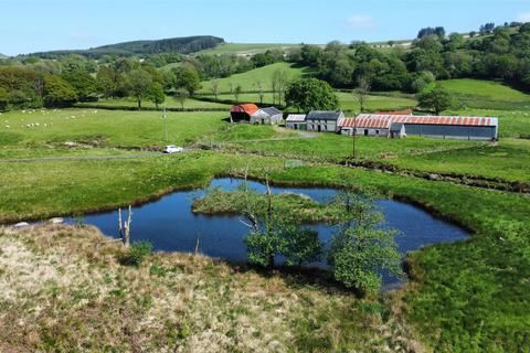 3 bedroom property with land for sale - Ffarmers, Llanwrda