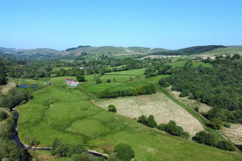 3 bedroom property with land for sale - Ffarmers, Llanwrda