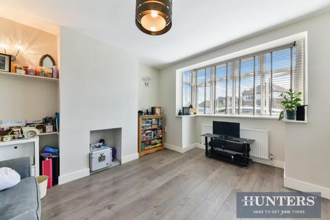 84 Arnold Crescent, Isleworth, TW7 7NU