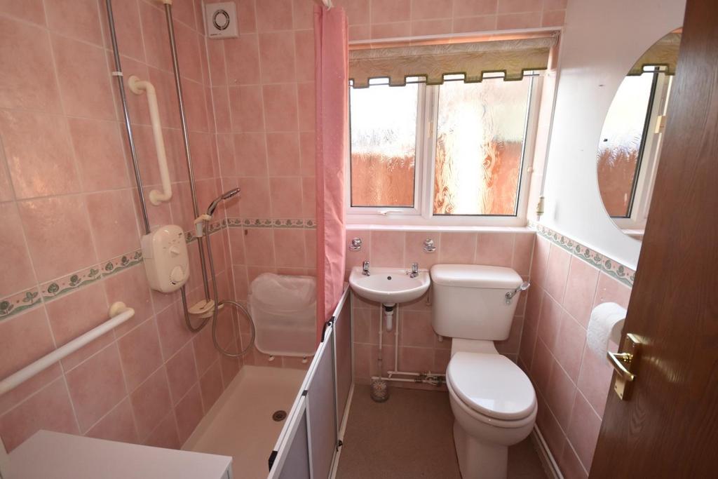 Shower room.jpg