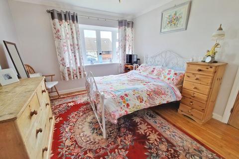 3 bedroom semi-detached bungalow for sale - Alyson Way, Pencoed, Bridgend