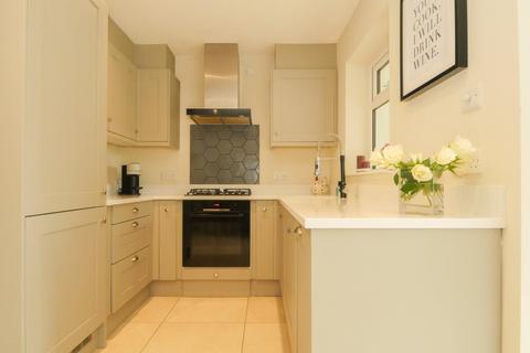 27 Cornstone Fold, Leeds, LS12 5SX