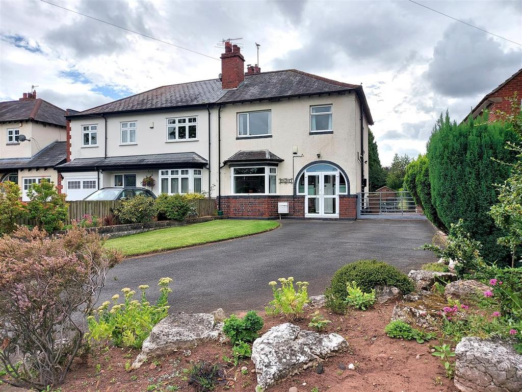 Waresley Road, Hartlebury 3 bed semidetached house for sale £330,000