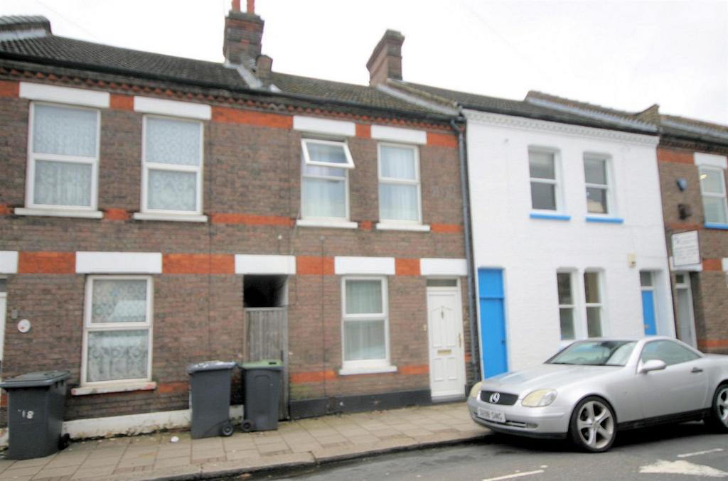 Frederick Street, Luton 2 bed terraced house £225,000