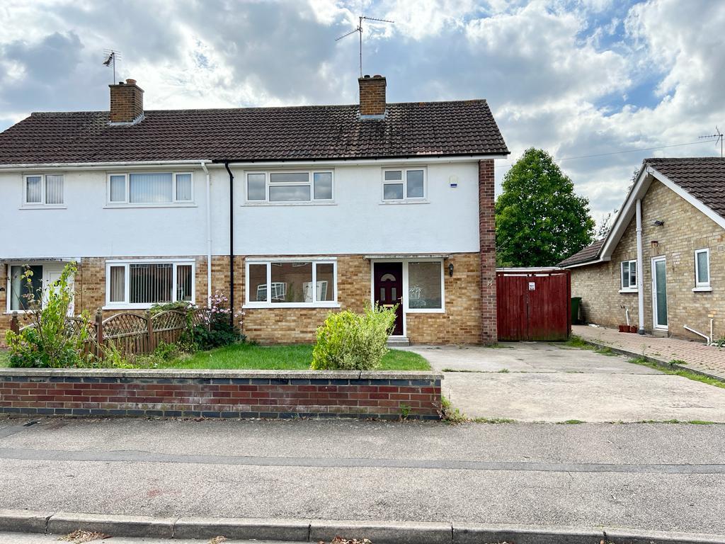 Berkeley Road, Netherton Peterborough 3 bed semidetached house £