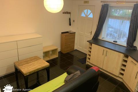 undefined, Wentworth Road, Southall, UB2