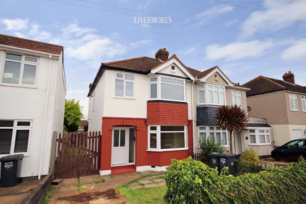 James Road, West Dartford, Kent 3 bed semidetached house £1,850 pcm