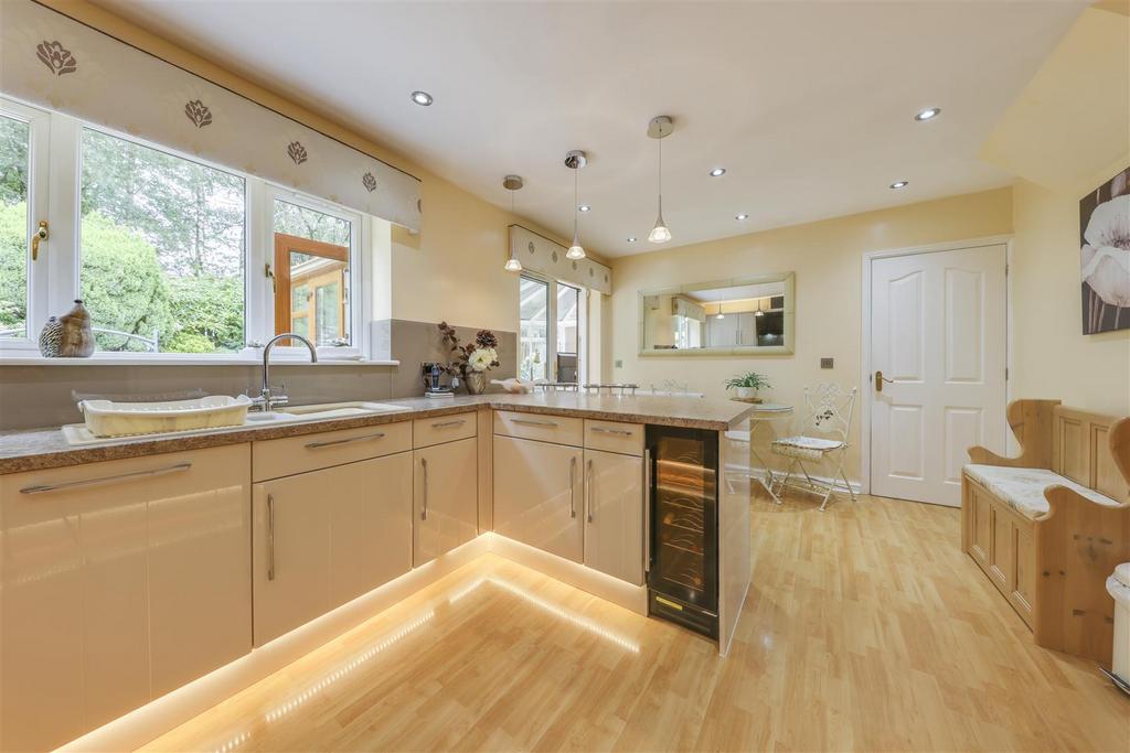 Cm2a0542-cm2a0546 2.jpg