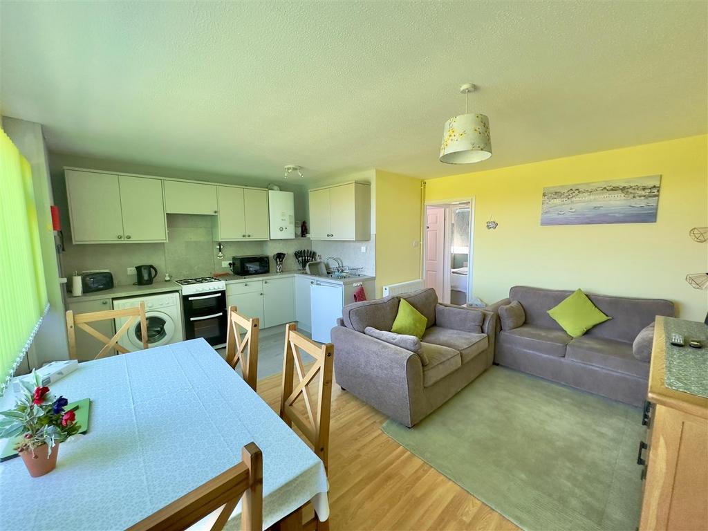 Kitchen Area.jpg