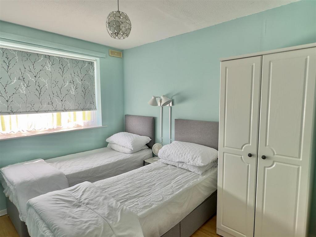 Bedroom One.jpg
