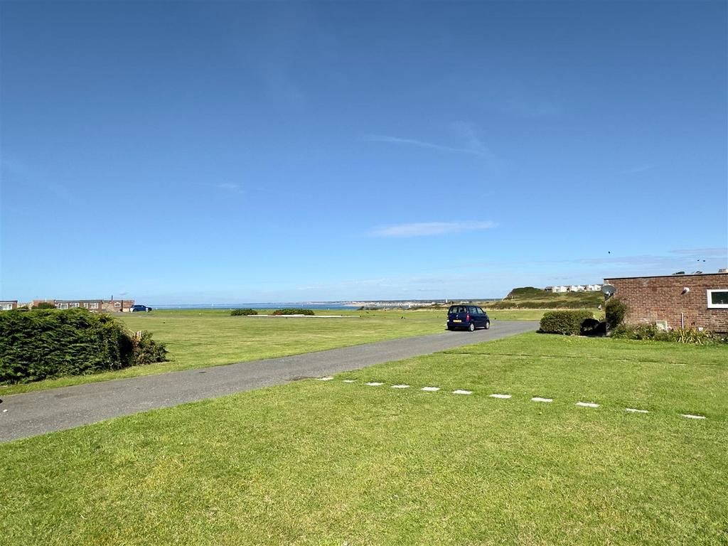 Views to The Solent.jpg