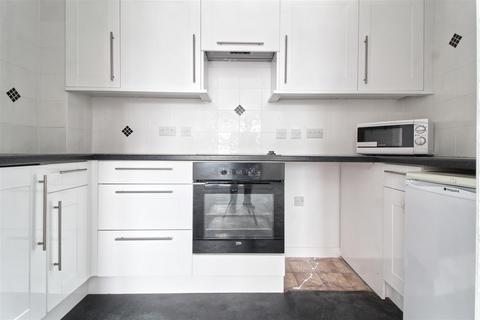 2 bedroom retirement property for sale - Collett Road, Ware