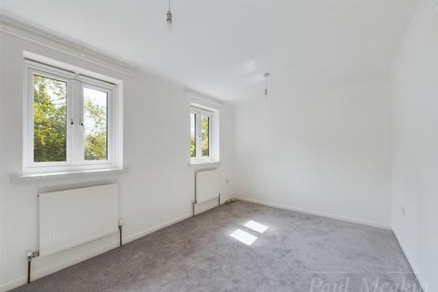 17 Corbett Close, Croydon, CR0 0JS