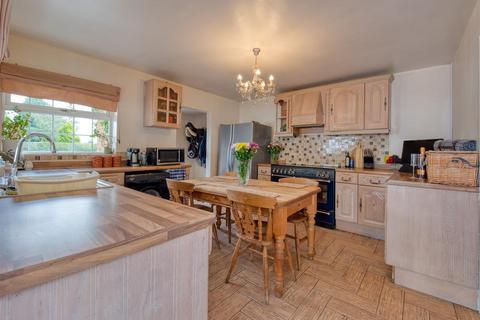 3 bedroom property with land for sale - 90 Sutton Spring Wood, Temple Normanton, Chesterfield, Derbyshire