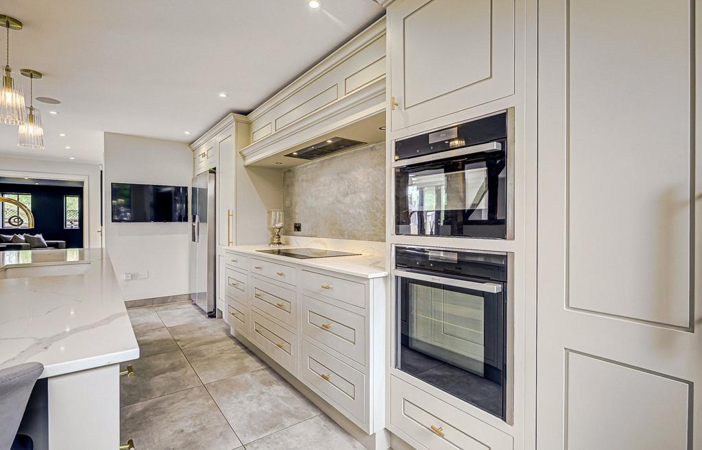 Kitchen/Breakfast