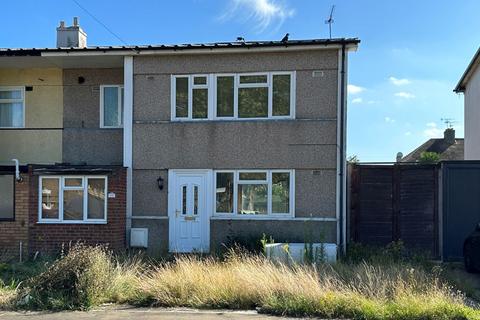 12 Denton Avenue, Westcliff-on-sea, SS0 0JX