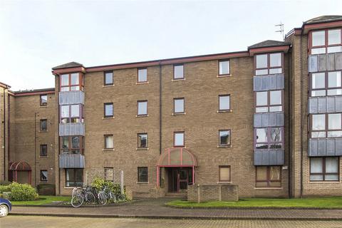 3 bedroom terraced house to rent, Sienna Gardens, Edinburgh, EH9