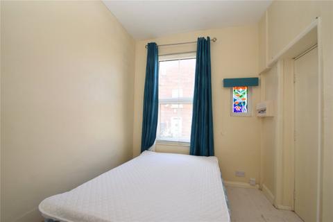 6 Dean Road, Scarborough, YO12 7SN