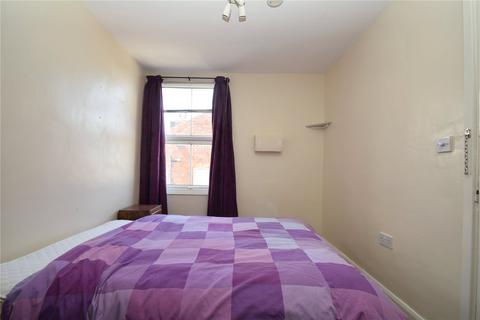6 Dean Road, Scarborough, YO12 7SN