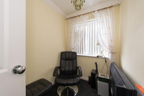 12 Highbury Gardens, Ramsgate, CT12 6QG