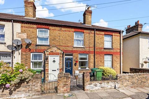 2 bedroom cottage for sale, Farnell Road, Staines-upon-Thames, TW18