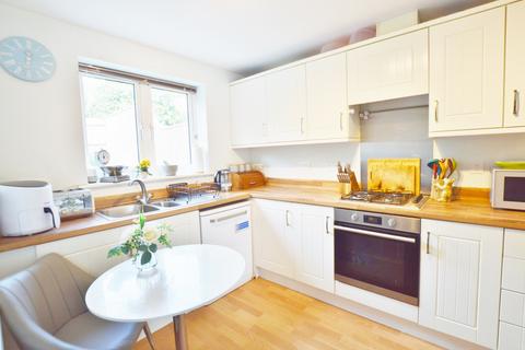 10 Cecil Place, Lytchett Matravers, Poole, BH16 6FG