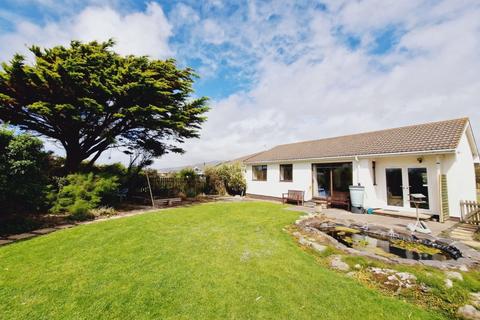 9 Heol Seithendre, Fairbourne, LL38 2EY