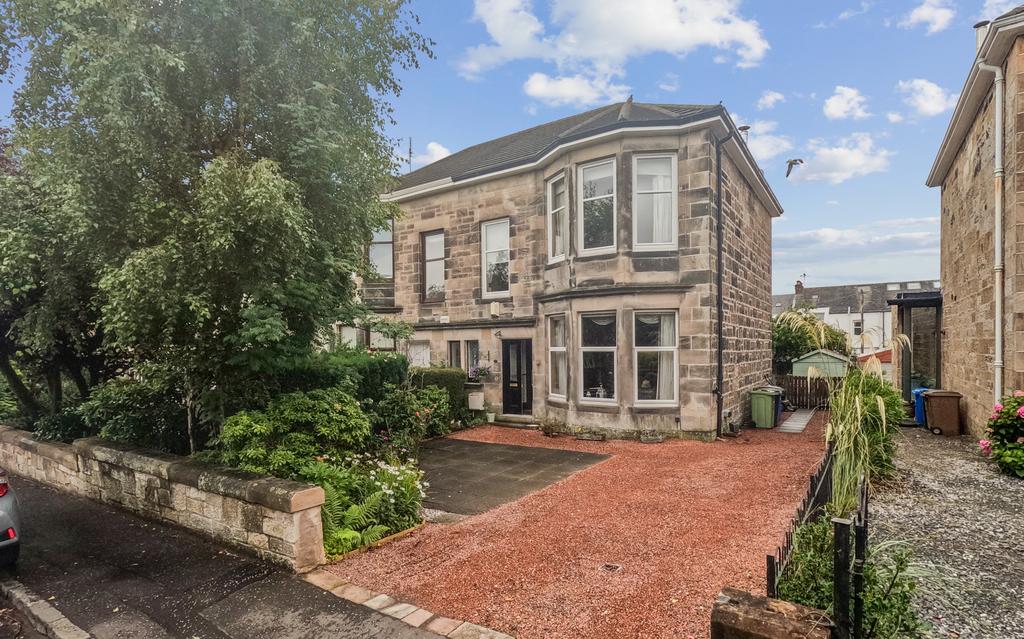 Belmont Drive, Giffnock, Glasgow, G46 7PA 4 bed semidetached villa for