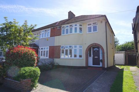 58 Rhodrons Avenue, Chessington, KT9 1AZ