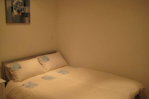 1 bedroom apartment to rent, HUB FURNISHED STUDIO WITH SEPERATE BEDROOM AREA
