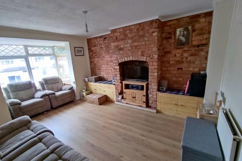 6 Avebury Grove, Birmingham, B30 2UL