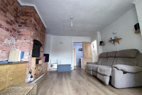 6 Avebury Grove, Birmingham, B30 2UL