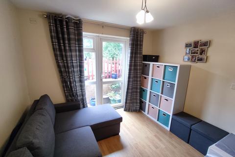 6 Avebury Grove, Birmingham, B30 2UL