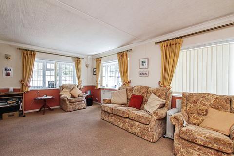 2 bedroom park home for sale, Toads Acre, Longstanton, Cambridge, Cambridgeshire, CB24
