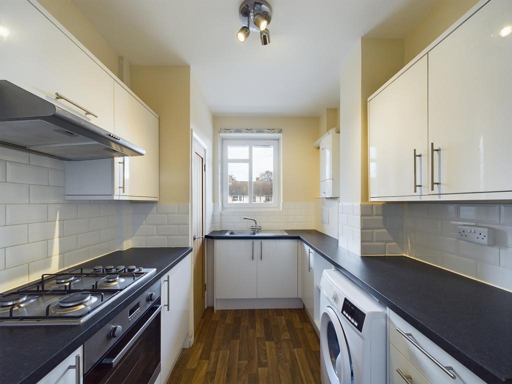Shirley House Drive, Charlton... 3 bed flat for sale £290,000