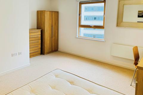 1 bedroom flat to rent, Gateway East, Marsh Lane, Leeds, West Yorkshire, LS9