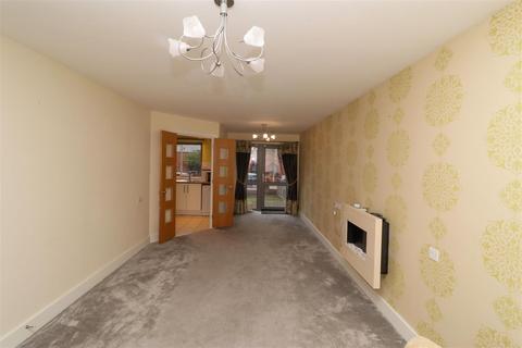 1 bedroom apartment for sale, Kings Place, Fleet GU51