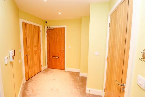 1 bedroom apartment for sale, Kings Place, Fleet GU51