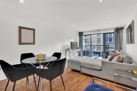 2 bedroom flat for sale, Knightley Walk, London