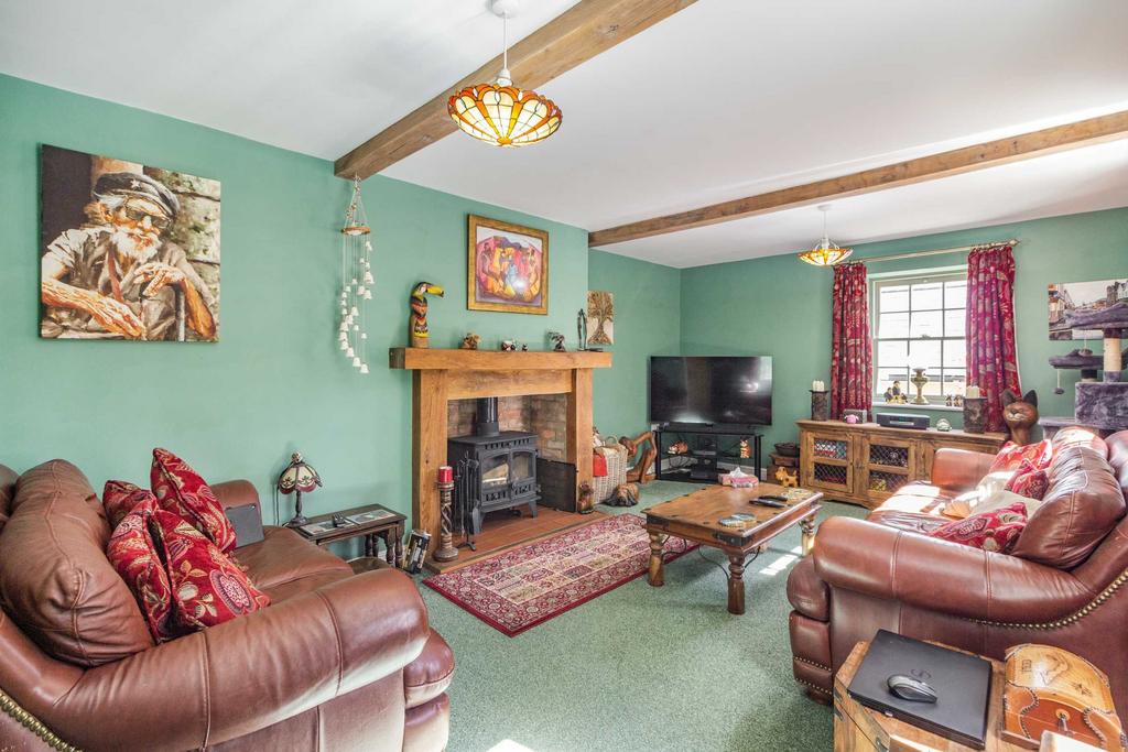 Walnut Tree Lane, Llandegveth 3 bed detached house for sale £875,000