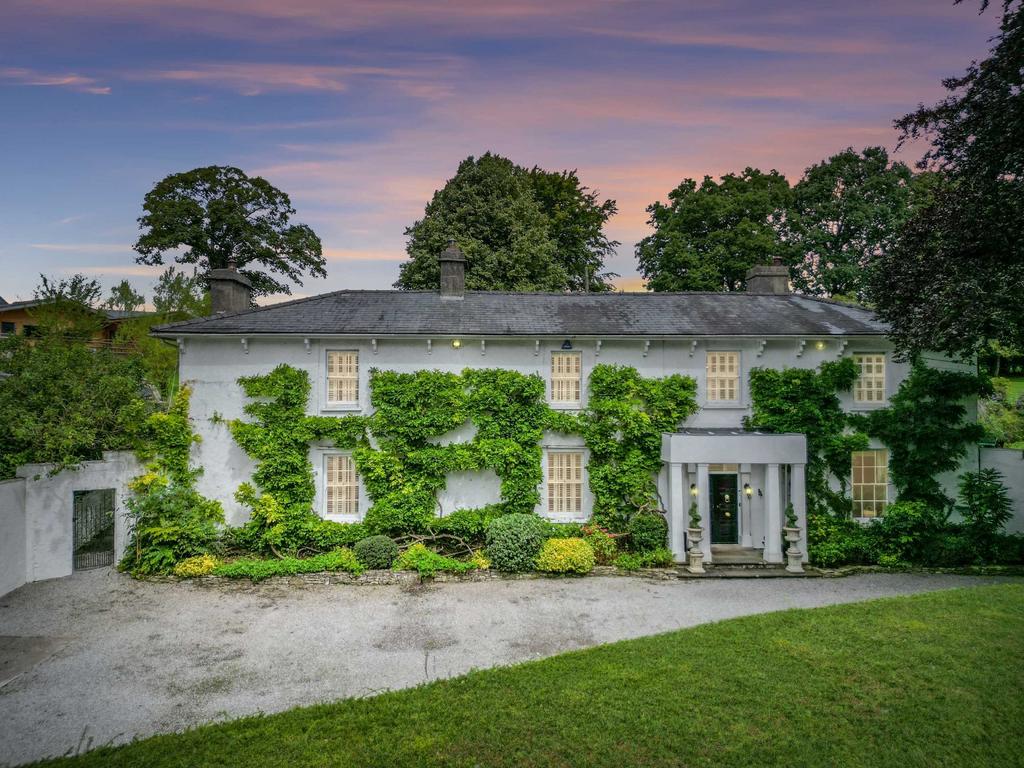 Cowbridge 10 bed detached house for sale £2,200,000
