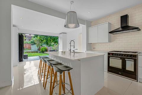 93 Bronson Road, London, SW20 8DZ