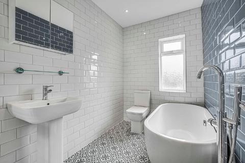 93 Bronson Road, London, SW20 8DZ