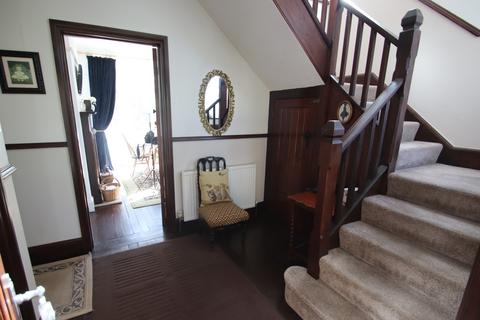 30 Ashcombe Gardens, Weston-super-mare, BS23 2XB