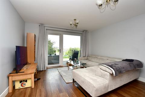 2 bedroom apartment for sale, Pearl Lane, Gillingham, Kent