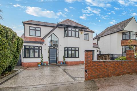 23 Shepherds Way, Rickmansworth, WD3 7NN