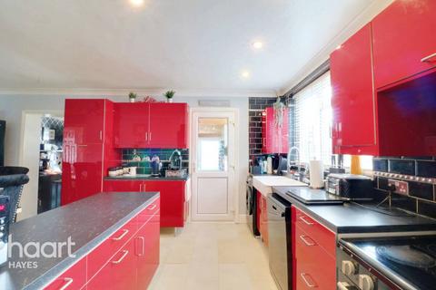 50 Romney Road, Hayes, UB4 8PU