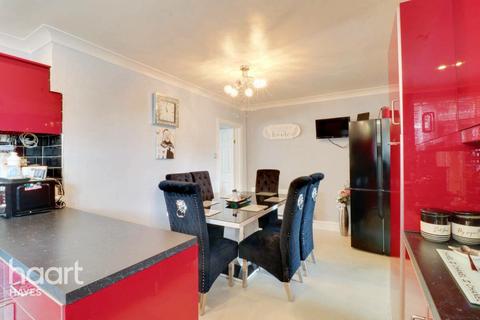 50 Romney Road, Hayes, UB4 8PU